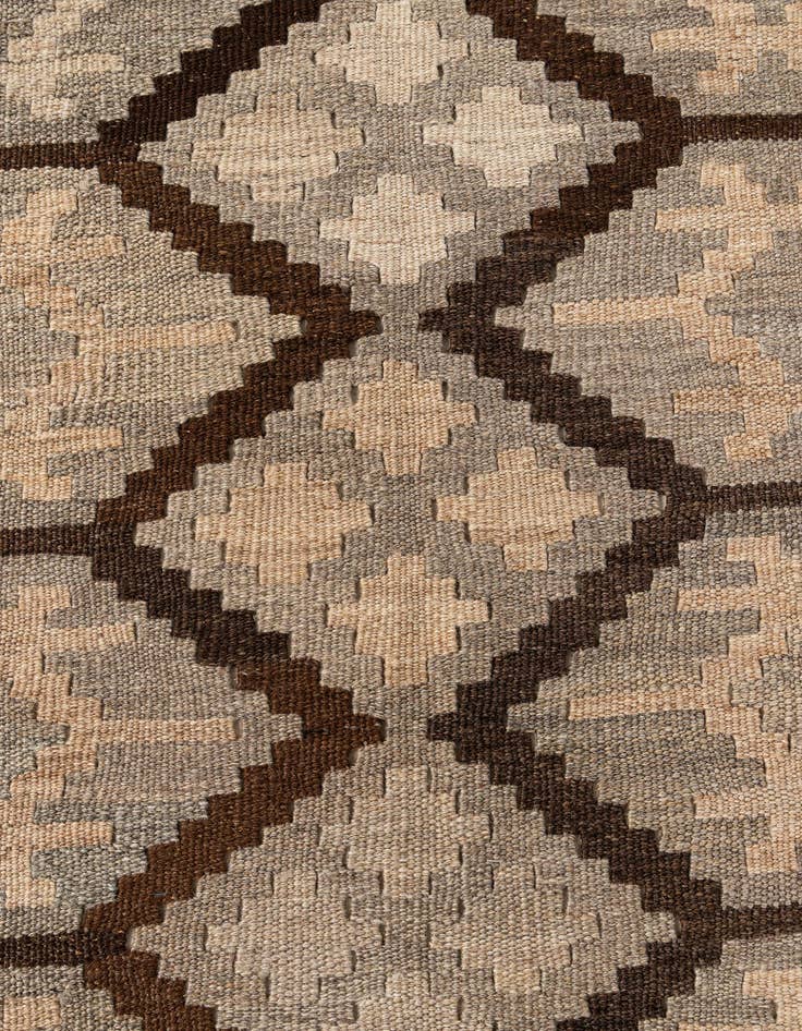 Detail image of  5' 1 x 6' 7  Hand Woven Kilim Maymana Wool Rug