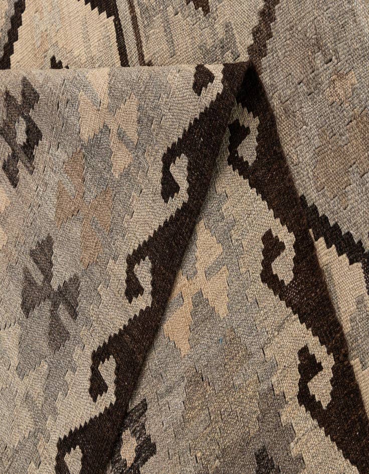 Detail image of  5' x 6' 7  Hand Woven Kilim Maymana Wool Rug