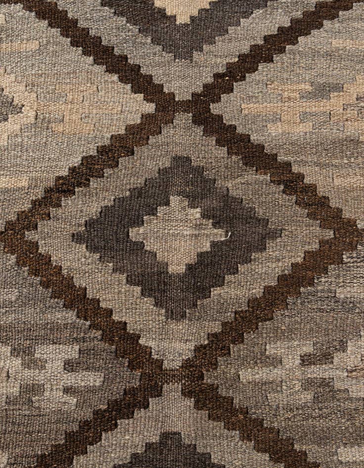 Detail image of  5' 1 x 6' 6  Hand Woven Kilim Maymana Wool Rug