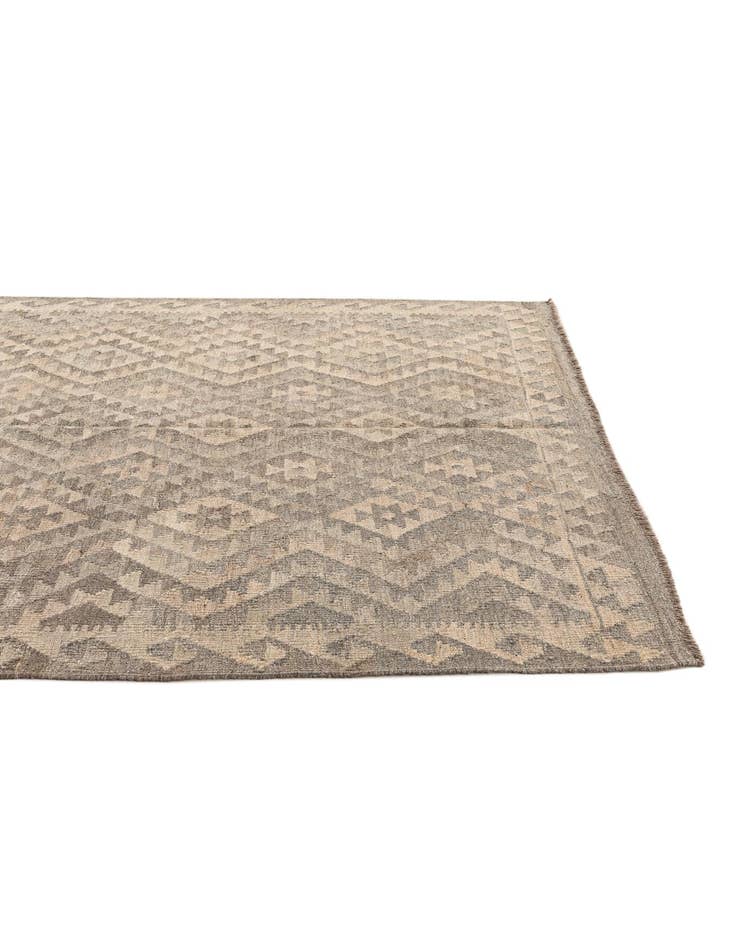 Detail image of  5' 3 x 6' 7  Hand Woven Kilim Maymana Wool Rug