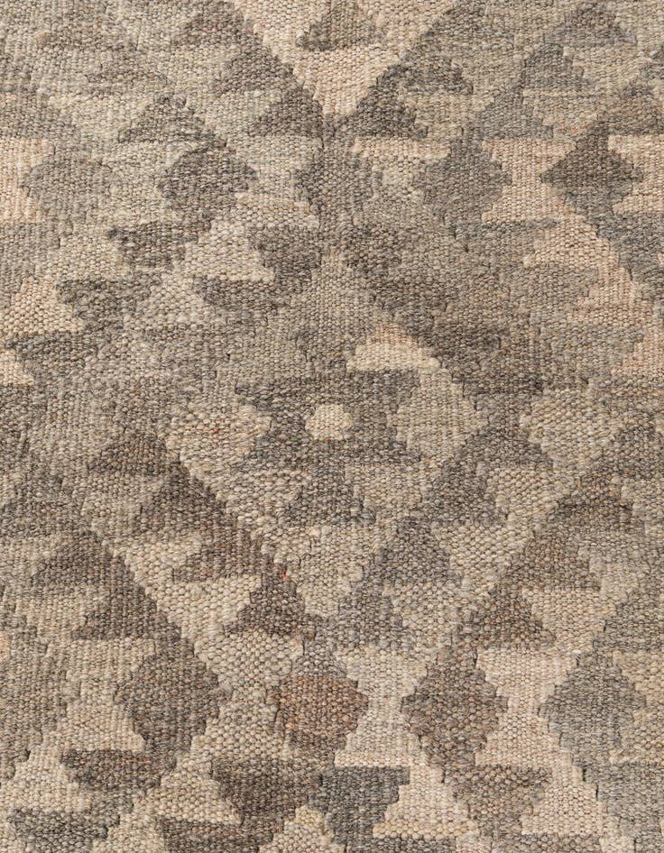 Detail image of  5' 3 x 6' 7  Hand Woven Kilim Maymana Wool Rug