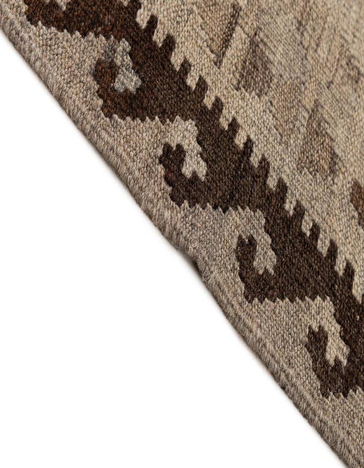 Detail image of  5' 4 x 6' 5  Hand Woven Kilim Maymana Wool Rug