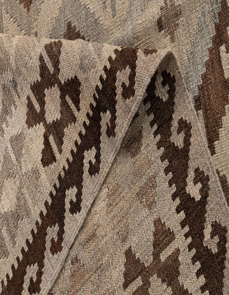 Detail image of  5' 4 x 6' 5  Hand Woven Kilim Maymana Wool Rug