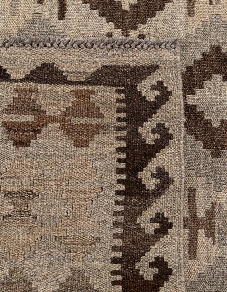 Detail image of  5' 4 x 6' 5  Hand Woven Kilim Maymana Wool Rug