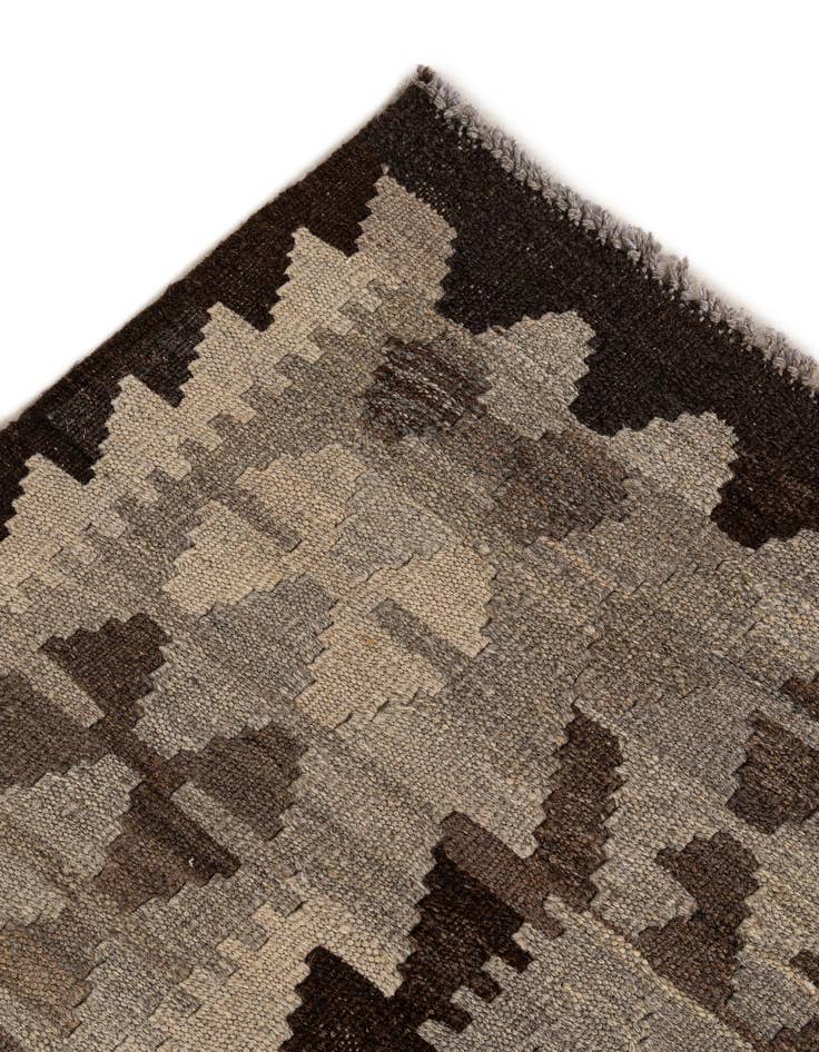 Detail image of  5' 3 x 6' 6  Hand Woven Kilim Maymana Wool Rug