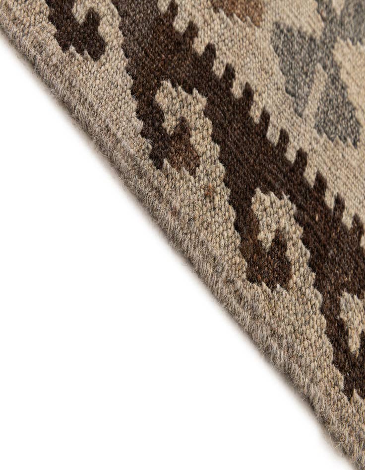 Detail image of  5' 3 x 6' 6  Hand Woven Kilim Maymana Wool Rug