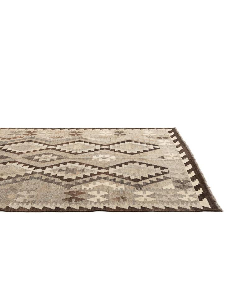 Detail image of  5' 1 x 6' 8  Hand Woven Kilim Maymana Wool Rug