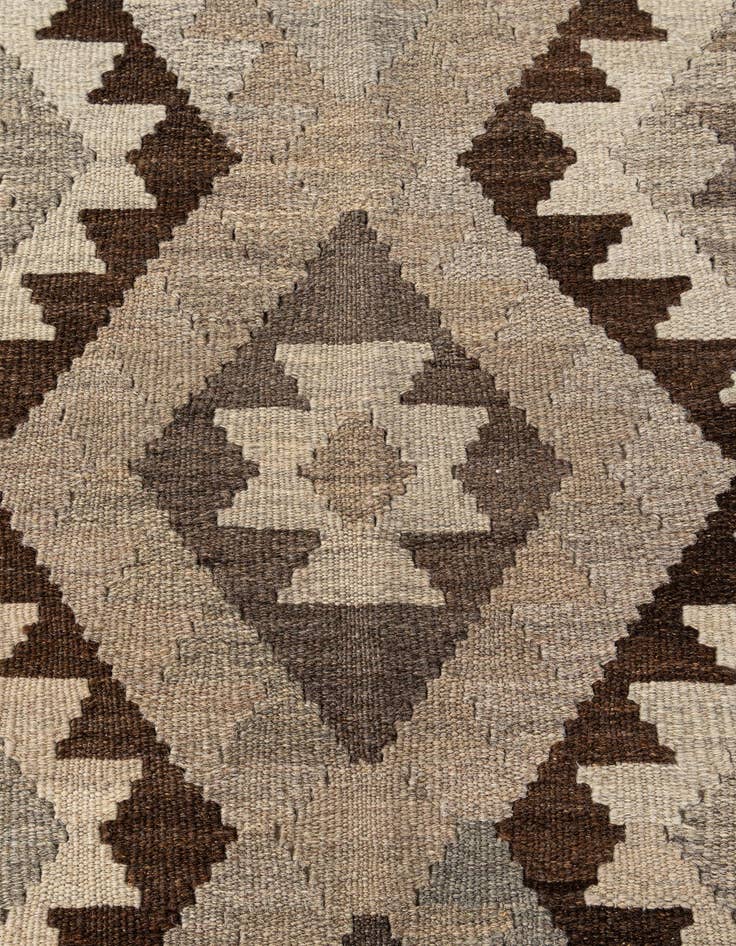 Detail image of  5' 1 x 6' 8  Hand Woven Kilim Maymana Wool Rug