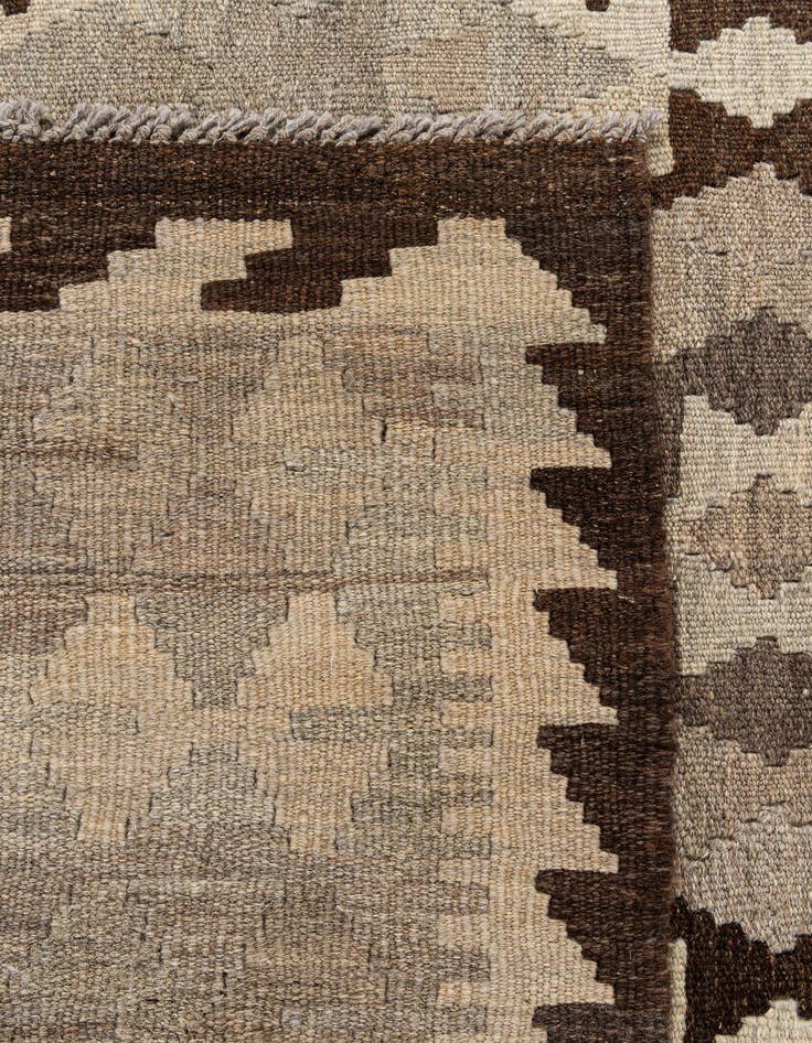 Detail image of  5' 1 x 6' 8  Hand Woven Kilim Maymana Wool Rug
