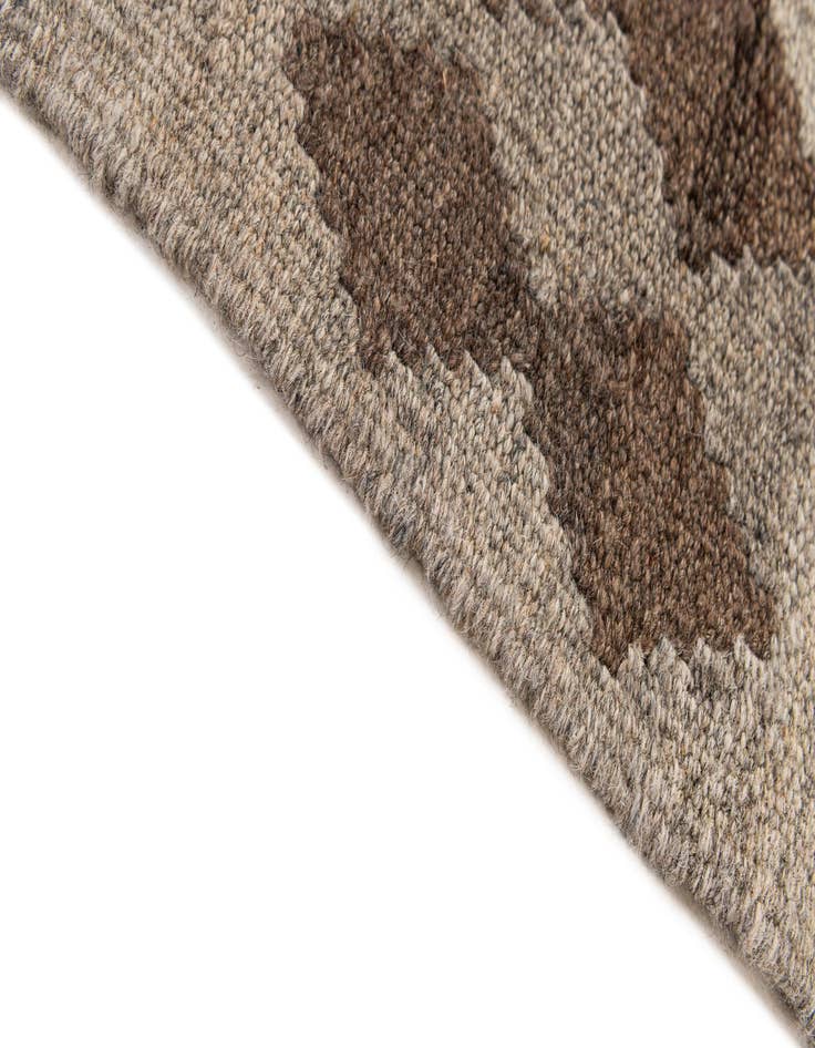 Detail image of  5' 3 x 6' 8  Hand Woven Kilim Maymana Wool Rug