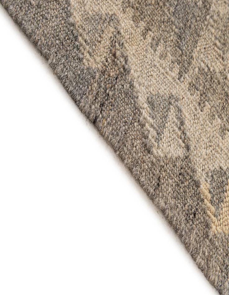 Detail image of  5' 1 x 6' 11  Hand Woven Kilim Maymana Wool Rug