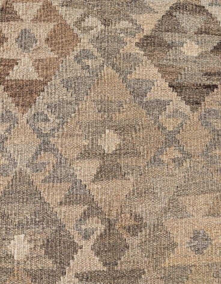 Detail image of  5' 1 x 6' 11  Hand Woven Kilim Maymana Wool Rug