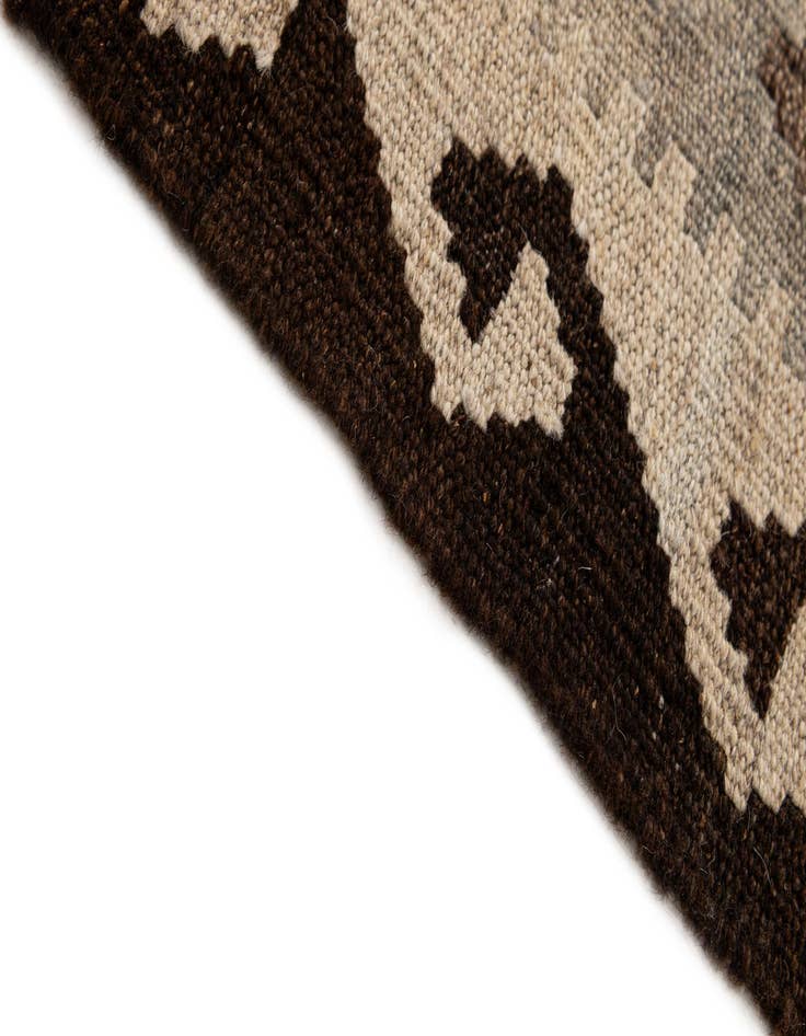 Detail image of  5' 2 x 6' 9  Hand Woven Kilim Maymana Wool Rug