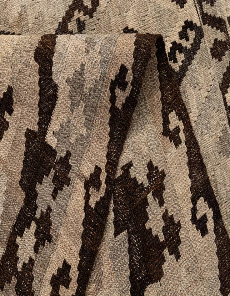 Detail image of  5' 4 x 6' 10  Hand Woven Kilim Maymana Wool Rug