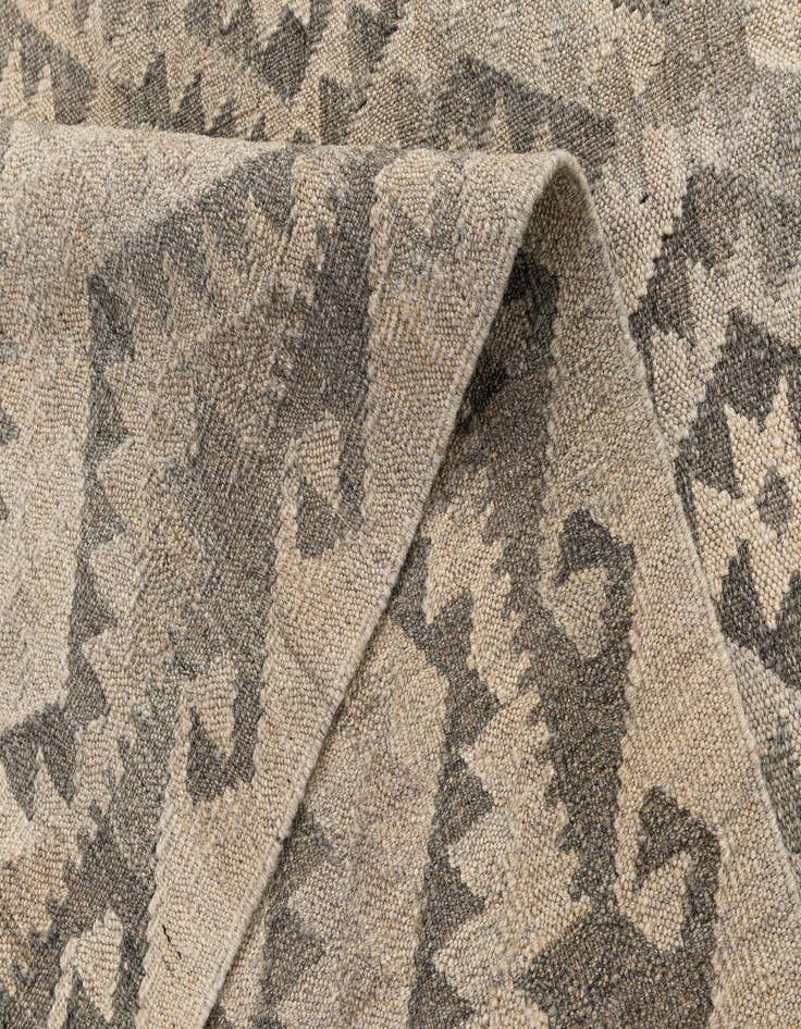 Detail image of  5' 3 x 6' 10  Hand Woven Kilim Maymana Wool Rug