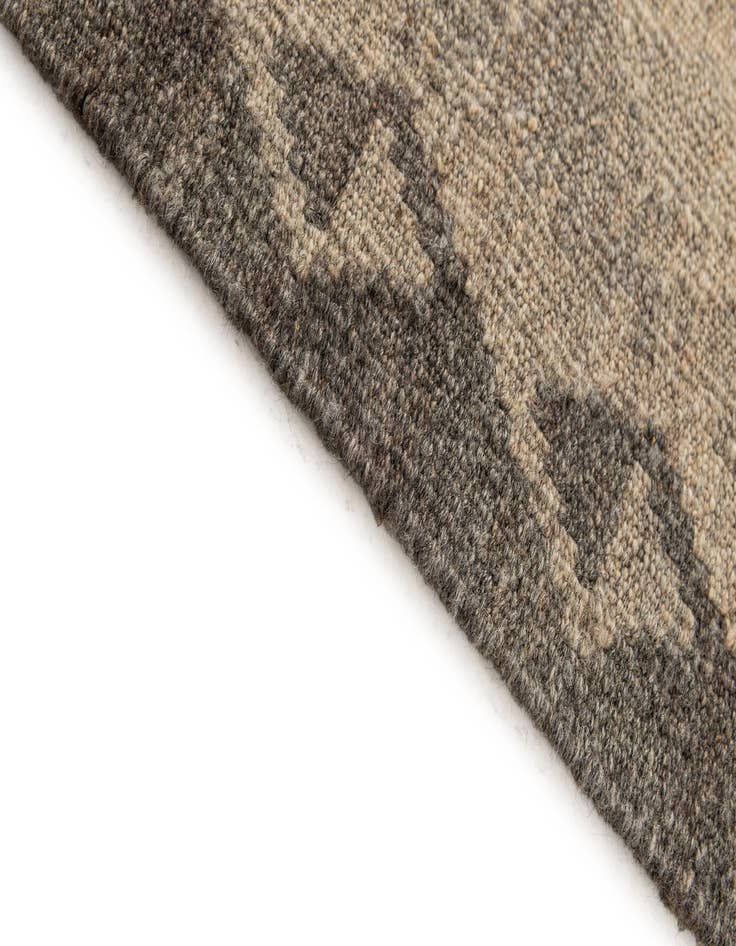 Detail image of  5' 2 x 7' 4  Hand Woven Kilim Maymana Wool Rug