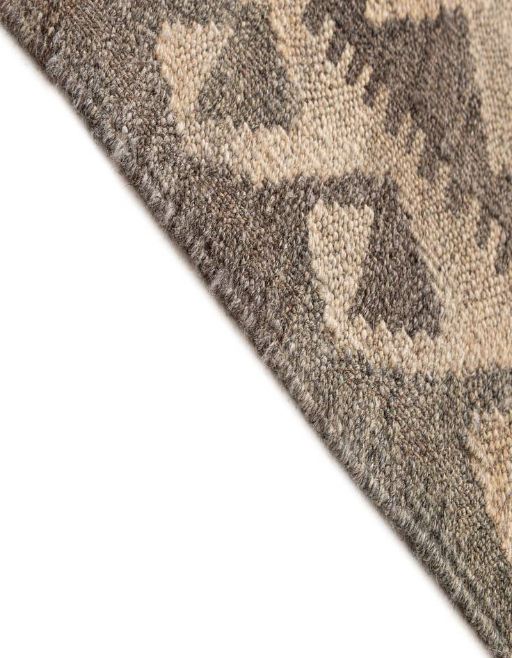 Detail image of  5' 3 x 8'  Hand Woven Kilim Maymana Wool Rug