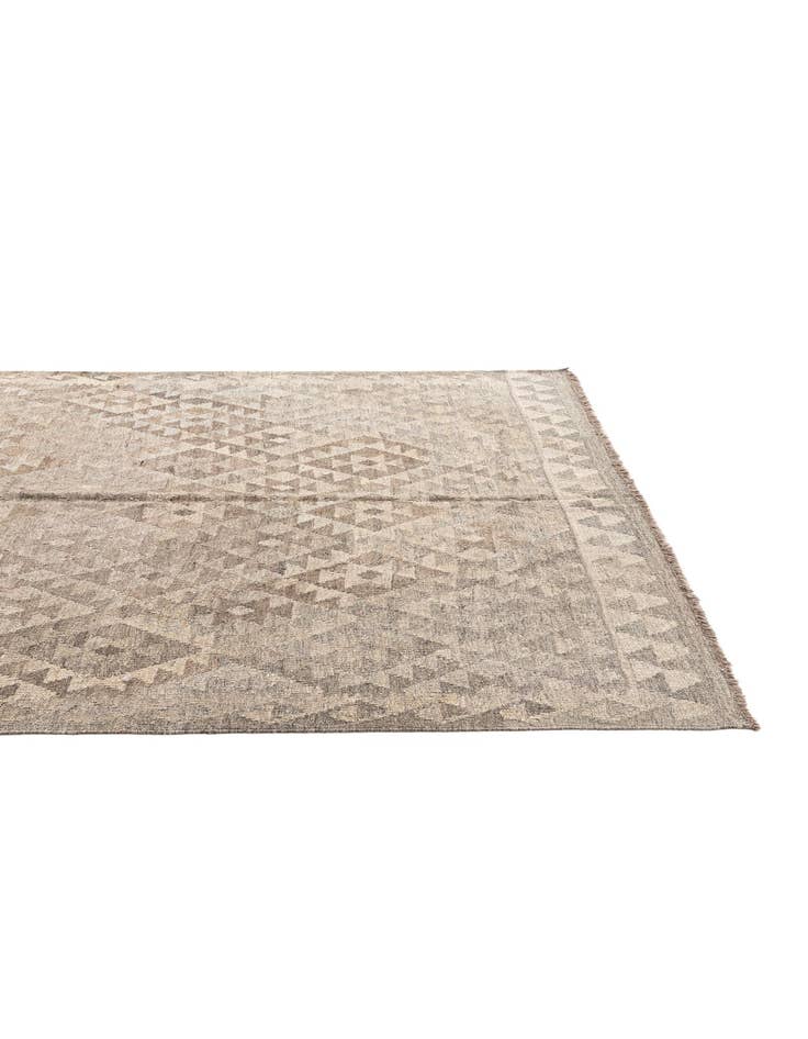 Detail image of  5' 4 x 8'  Hand Woven Kilim Maymana Wool Rug