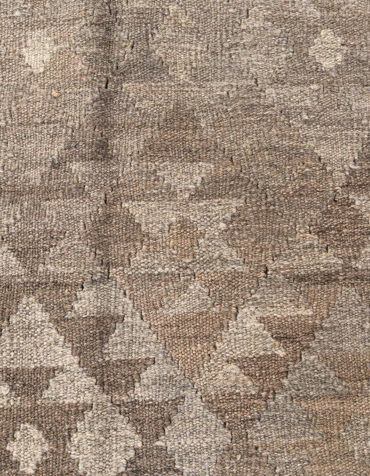 Detail image of  5' 4 x 8'  Hand Woven Kilim Maymana Wool Rug