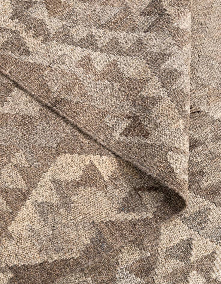 Detail image of  5' 4 x 8'  Hand Woven Kilim Maymana Wool Rug