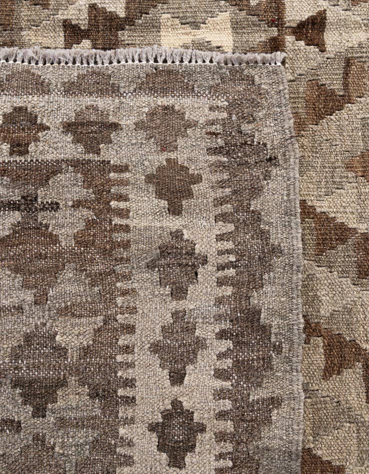 Detail image of  5' 4 x 8'  Hand Woven Kilim Maymana Wool Rug