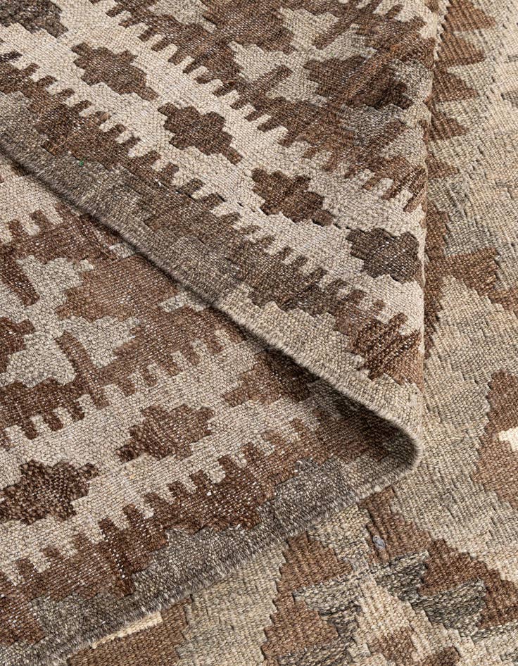 Detail image of  5' 4 x 8'  Hand Woven Kilim Maymana Wool Rug