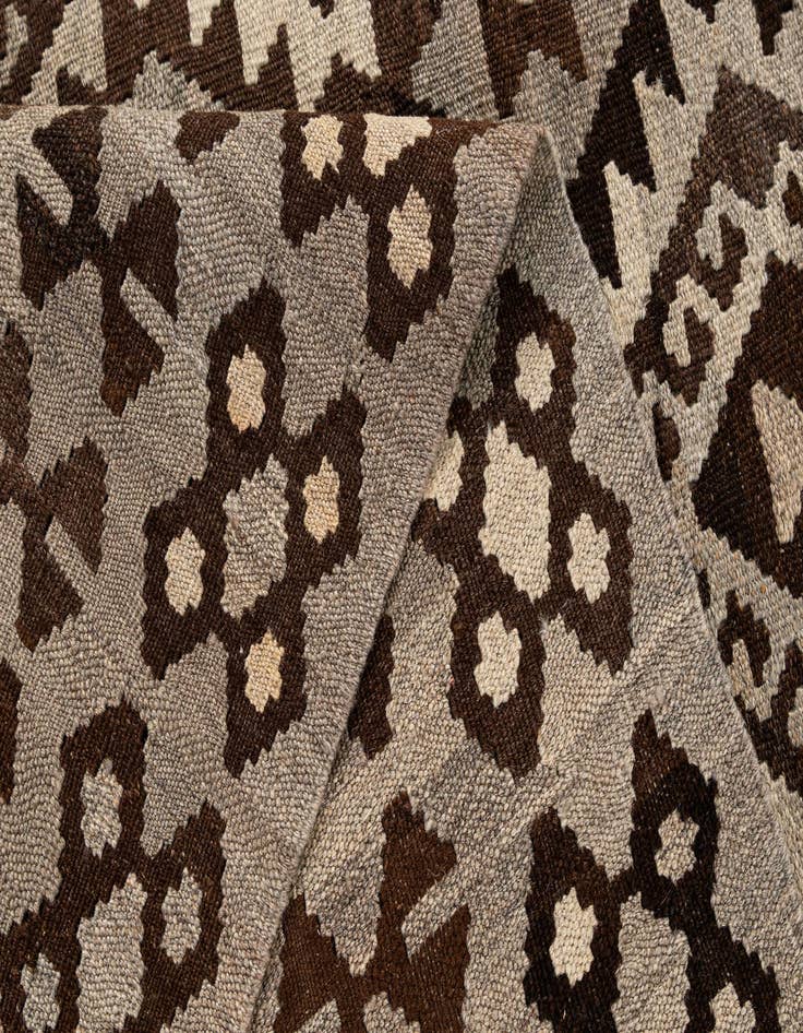 Detail image of  5' 5 x 6' 6  Hand Woven Kilim Maymana Wool Rug