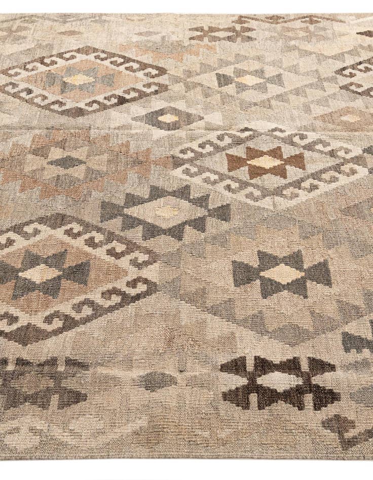 Detail image of  5' 8 x 7' 8  Hand Woven Kilim Maymana Wool Rug