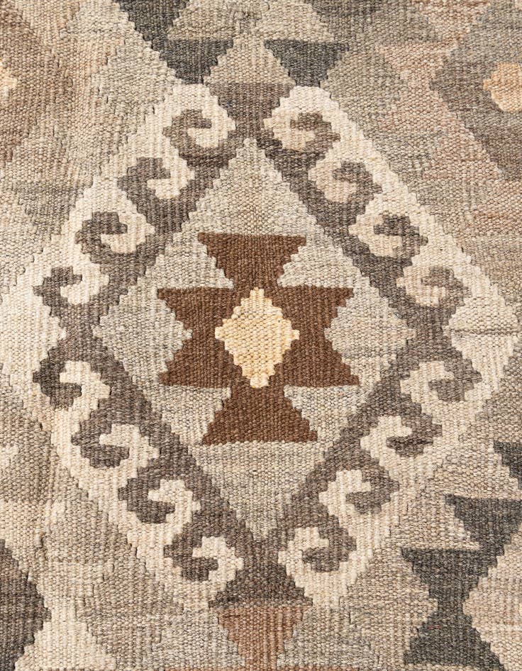 Detail image of  5' 8 x 7' 8  Hand Woven Kilim Maymana Wool Rug