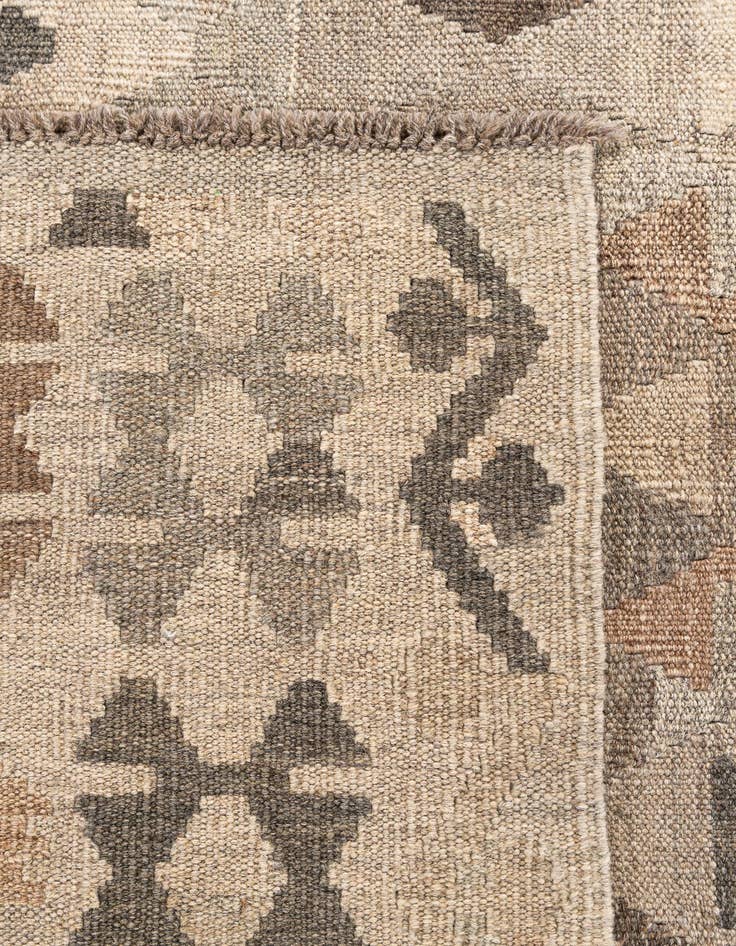 Detail image of  5' 8 x 7' 8  Hand Woven Kilim Maymana Wool Rug