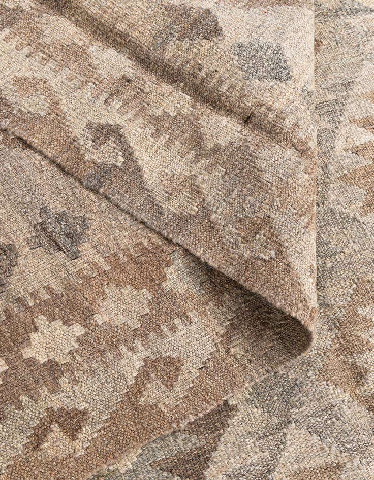 Detail image of  5' 7 x 7' 8  Hand Woven Kilim Maymana Wool Rug