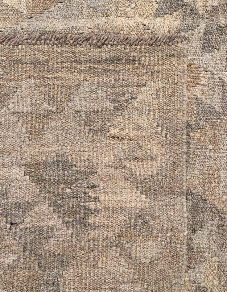 Detail image of  5' 9 x 7' 8  Hand Woven Kilim Maymana Wool Rug