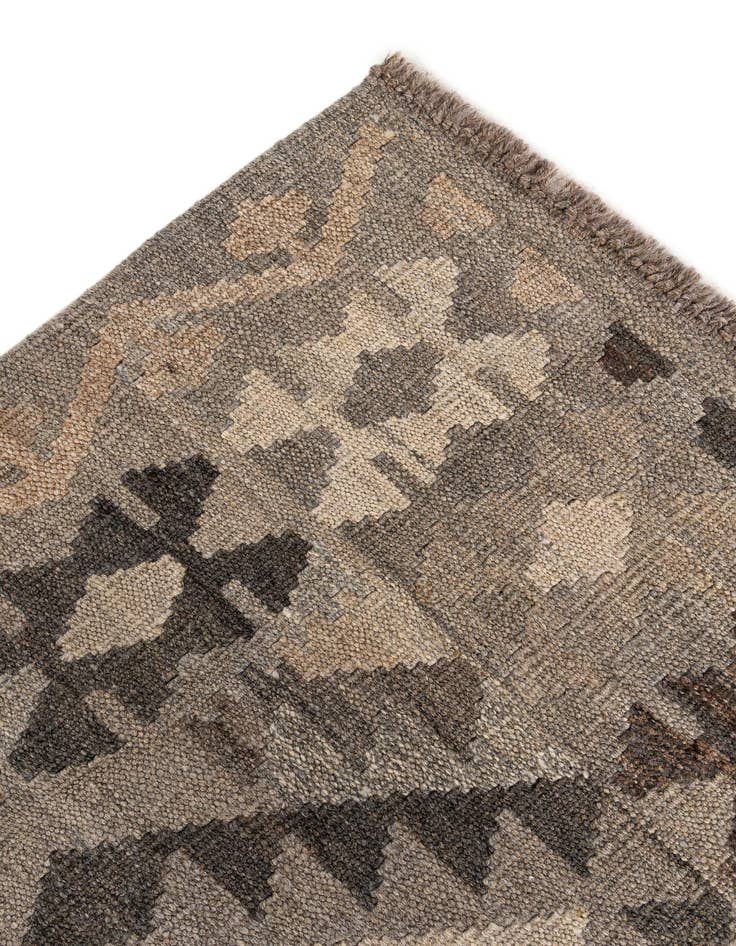 Detail image of  5' 7 x 7' 10  Hand Woven Kilim Maymana Wool Rug