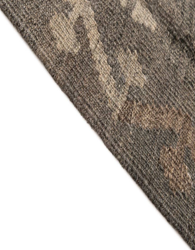 Detail image of  5' 10 x 8'  Hand Woven Kilim Maymana Wool Rug