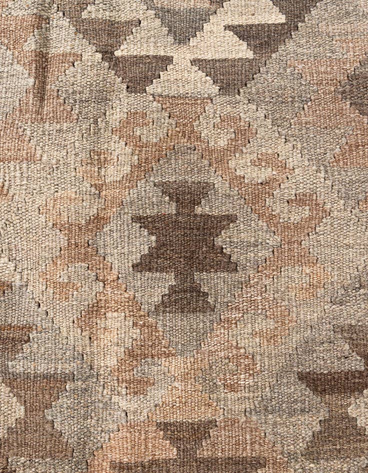 Detail image of  5' 7 x 8' 2  Hand Woven Kilim Maymana Wool Rug