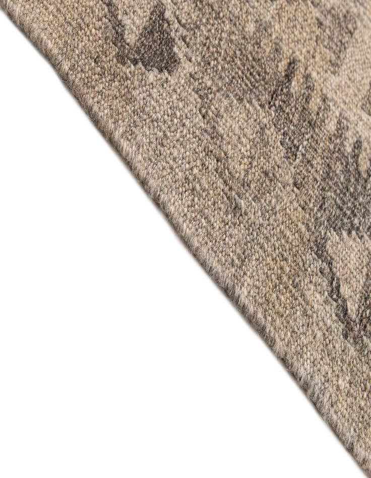 Detail image of  5' 6 x 8' 4  Hand Woven Kilim Maymana Wool Rug