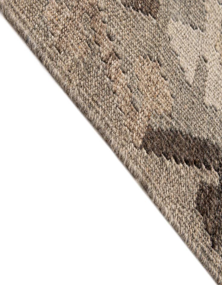 Detail image of  5' 11 x 7' 7  Hand Woven Kilim Maymana Wool Rug