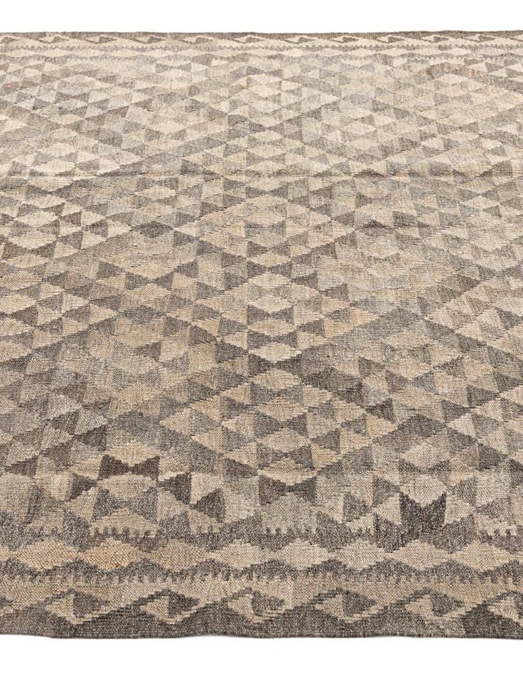 Detail image of  5' 9 x 7' 9  Hand Woven Kilim Maymana Wool Rug