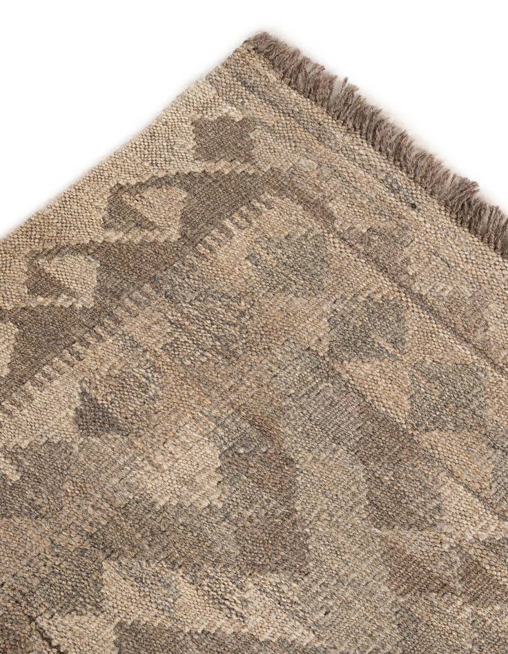 Detail image of  5' 10 x 8'  Hand Woven Kilim Maymana Wool Rug