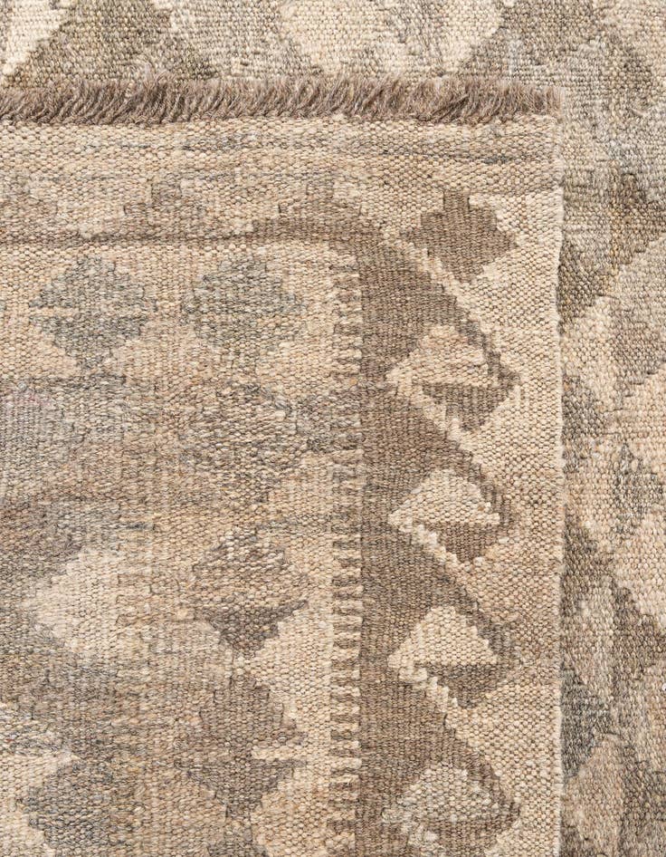 Detail image of  5' 10 x 8'  Hand Woven Kilim Maymana Wool Rug