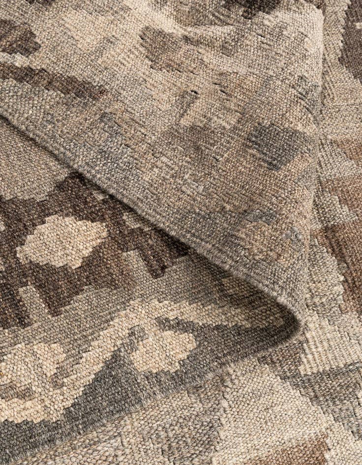 Detail image of  5' 10 x 7' 11  Hand Woven Kilim Maymana Wool Rug