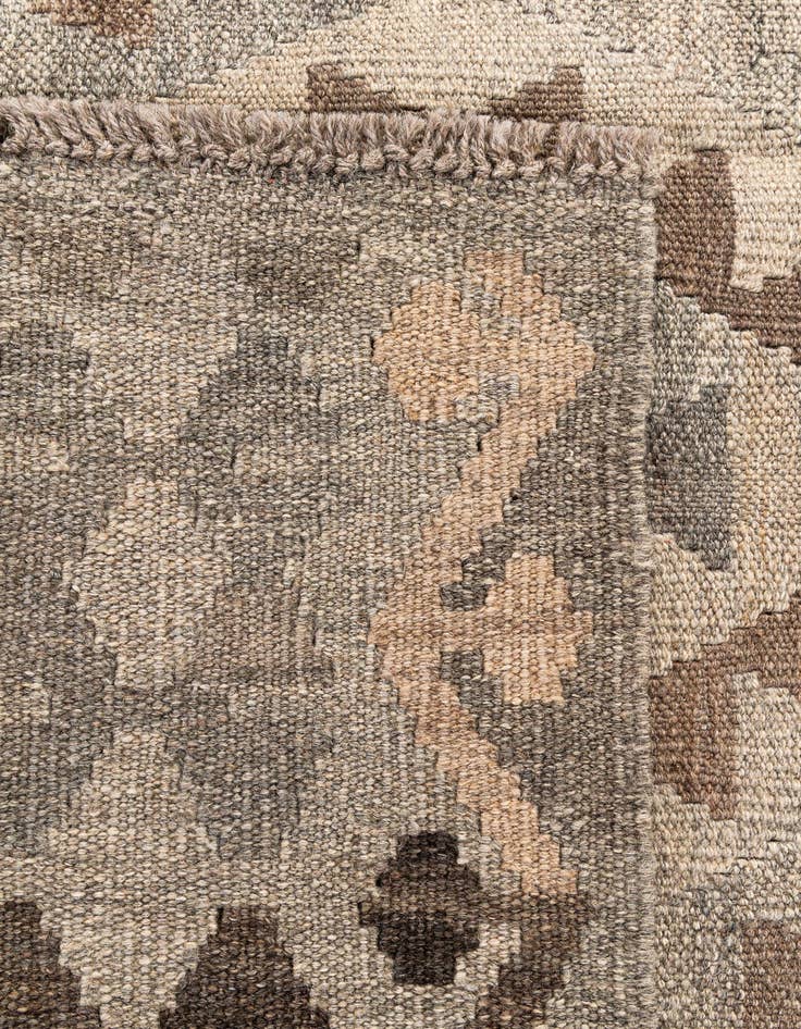 Detail image of  5' 10 x 7' 11  Hand Woven Kilim Maymana Wool Rug