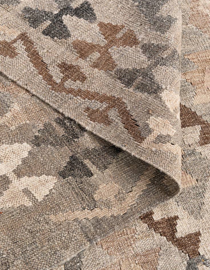 Detail image of  5' 9 x 8'  Hand Woven Kilim Maymana Wool Rug