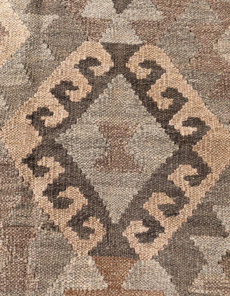 Detail image of  5' 11 x 7' 10  Hand Woven Kilim Maymana Wool Rug