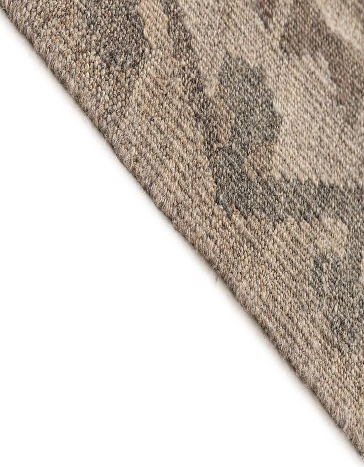 Detail image of  5' 10 x 8' 3  Hand Woven Kilim Maymana Wool Rug