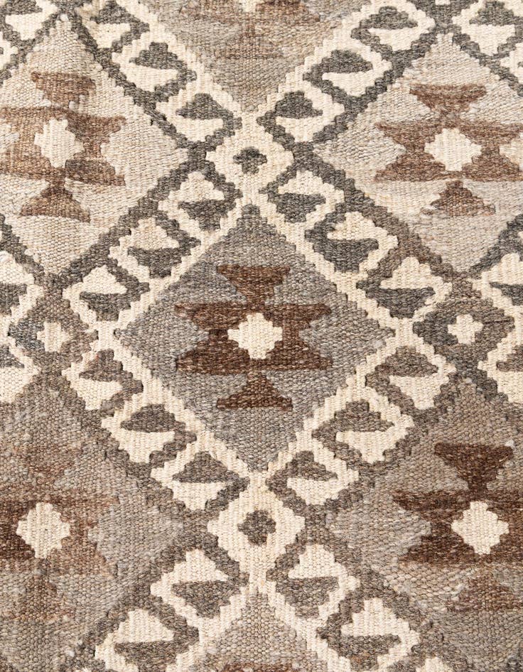 Detail image of  5' 9 x 8' 6  Hand Woven Kilim Maymana Wool Rug