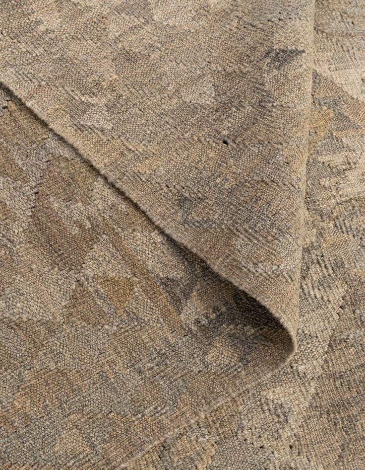 Detail image of  6' 1 x 9' 2  Hand Woven Kilim Maymana Wool Rug