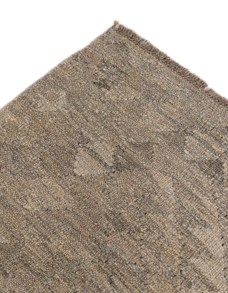 Detail image of  6' 1 x 9' 2  Hand Woven Kilim Maymana Wool Rug