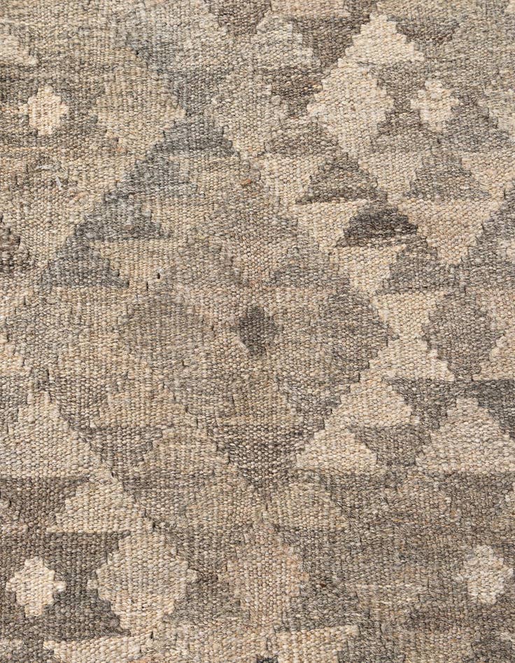 Detail image of  6' 1 x 8'  Hand Woven Kilim Maymana Wool Rug