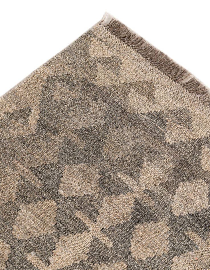 Detail image of  6' 1 x 8'  Hand Woven Kilim Maymana Wool Rug